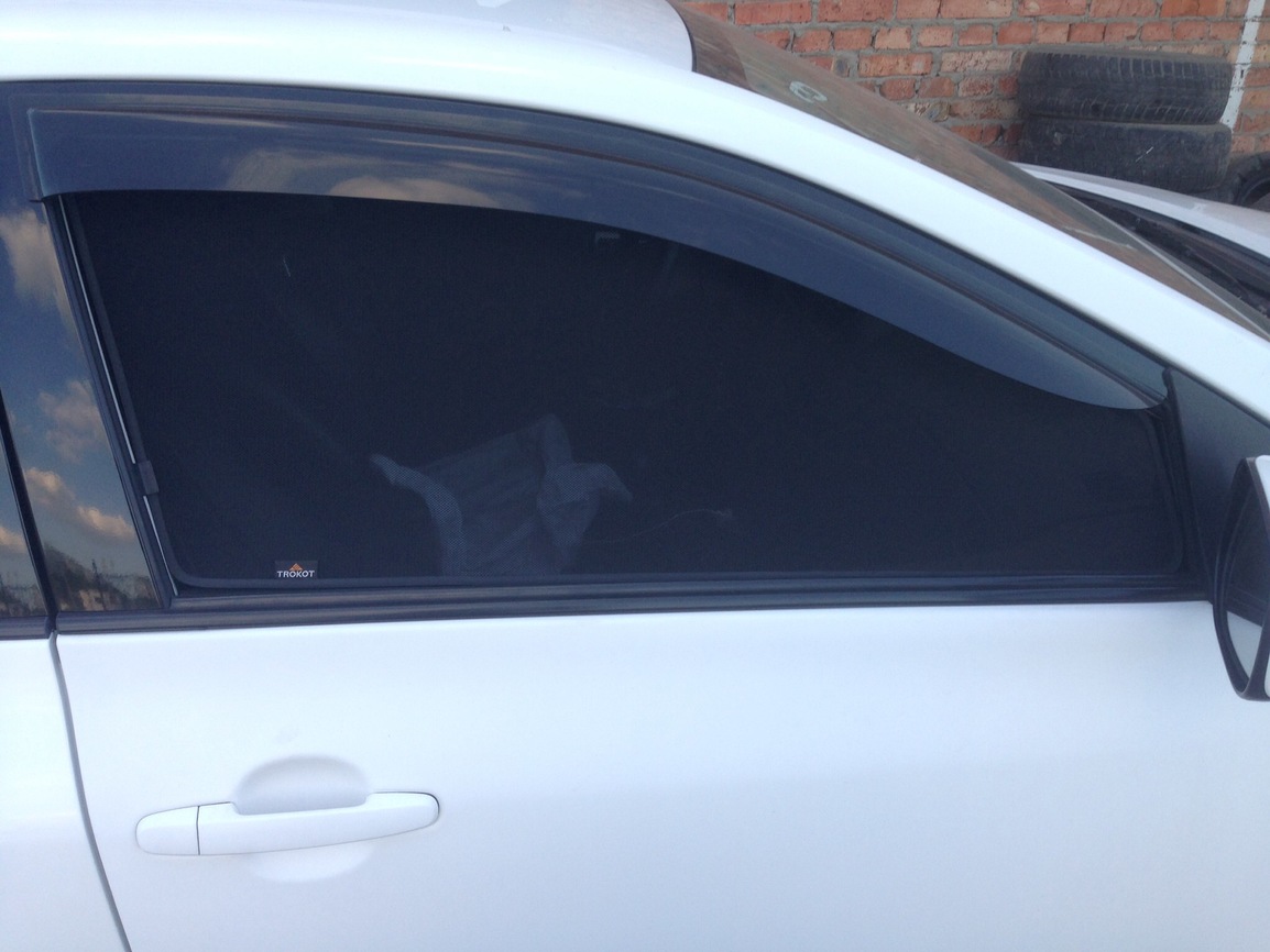  Каркасные автомобильные шторки - Toyota Corolla (10) (E150) (2006-2013) Седан Комплект на передние двери STANDART - фото